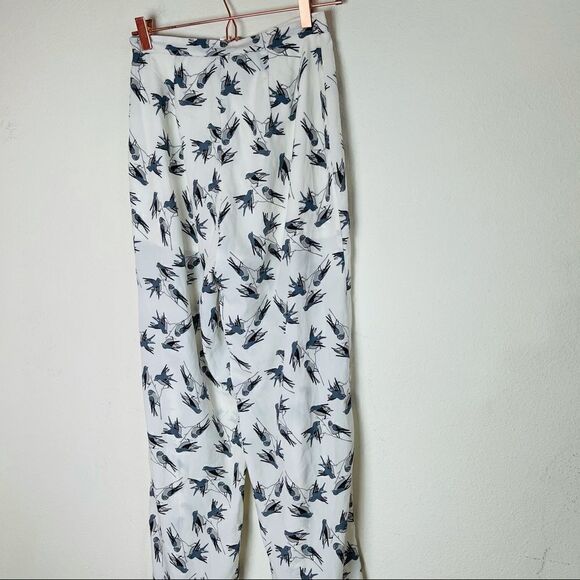 EUC Forever 21 White Birds Printed Pants Medium - Picture 7 of 7